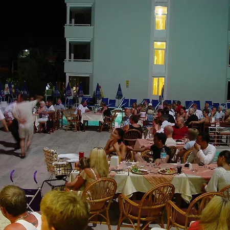 Candan Lejlighedshotel 4*